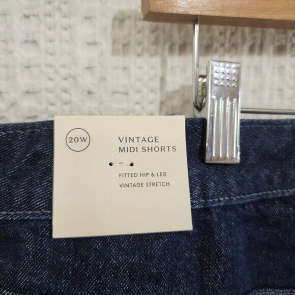 Universal Thread Vintage Midi Jean Shorts Women's Plus Size 20W - Picture 10 of 15